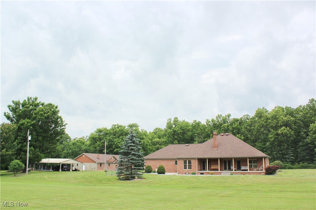 4901 New Castle Road Lowellville, OH 44436 - Photo 4 of 50