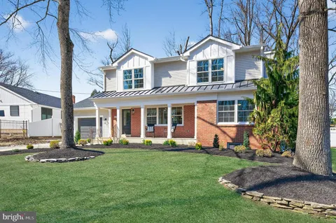 $1,515,000 | 633 South Edge Park Drive, Haddonfield, NJ 08033
