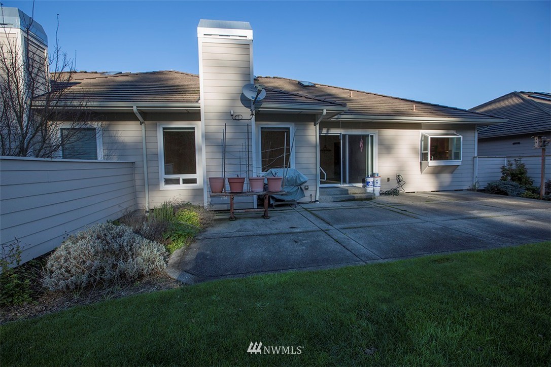 180 Cascadia Loop Sequim, WA 98382 - Photo 2 of 18