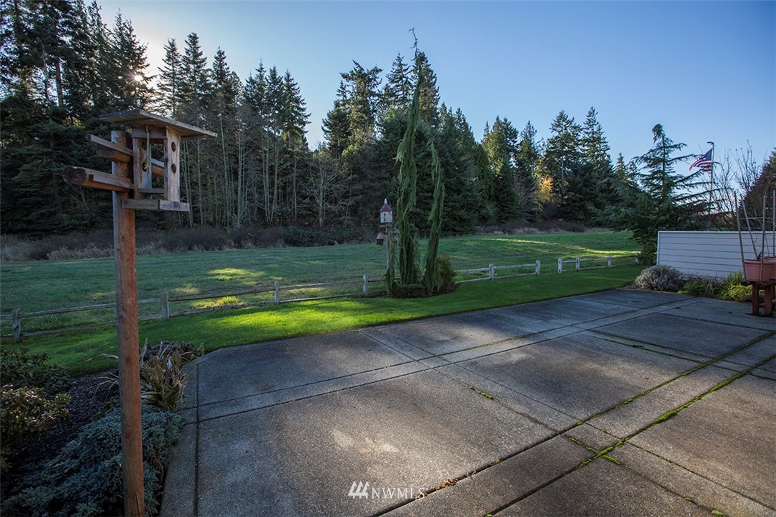 180 Cascadia Loop Sequim, WA 98382 - Photo 3 of 18