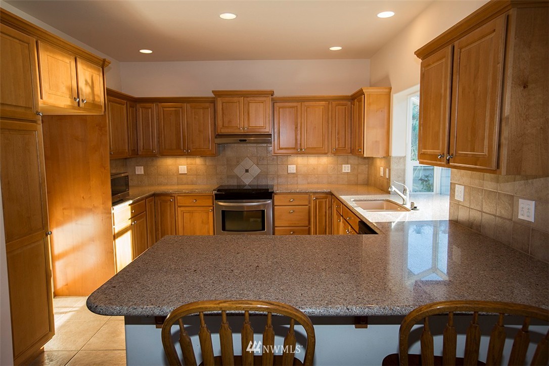 180 Cascadia Loop Sequim, WA 98382 - Photo 4 of 18