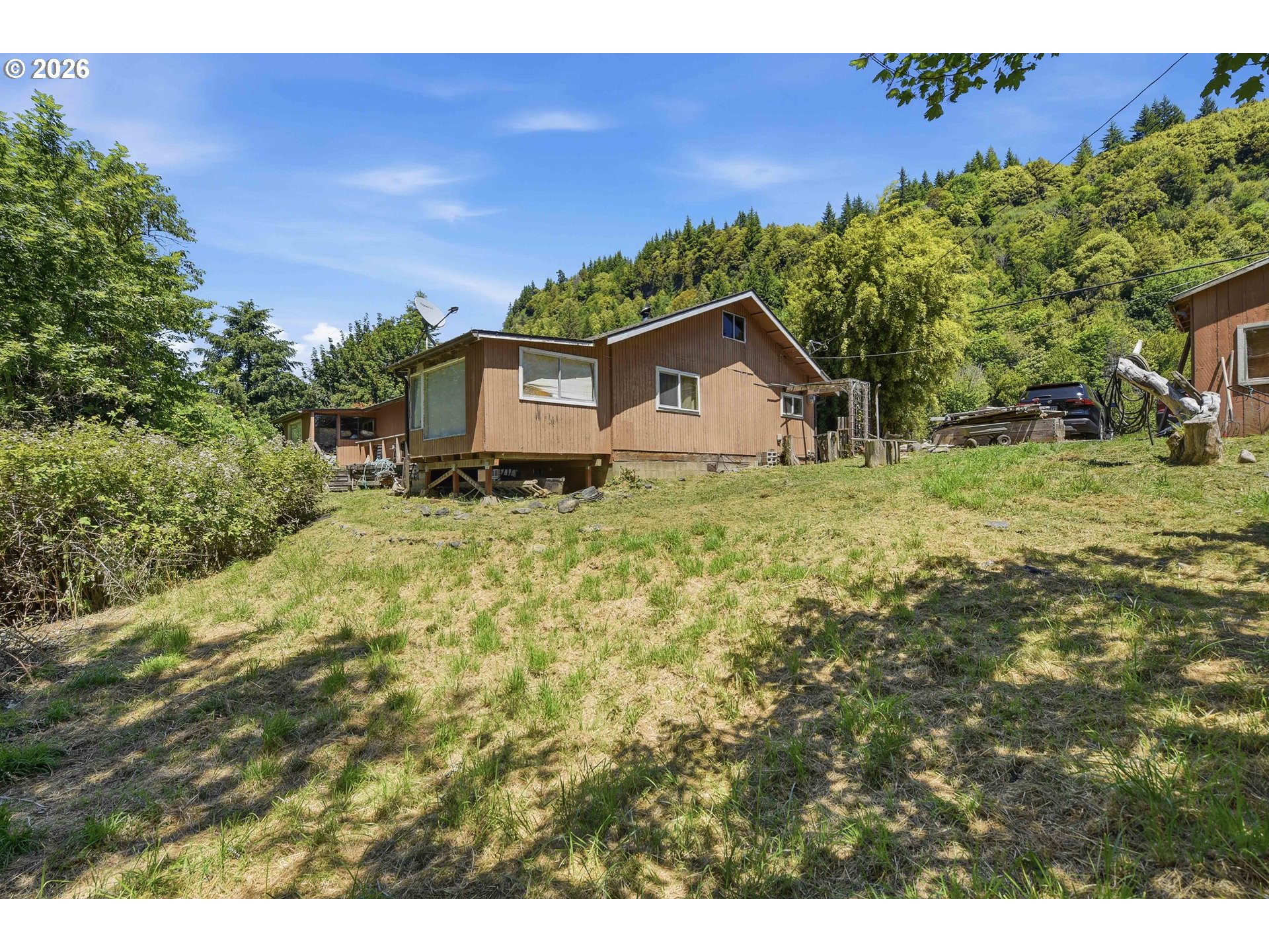 46760 Highway 242 Myrtle Point, OR 97458 - Photo 32 of 47