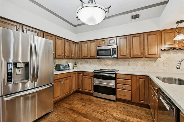 $837,500 | 16916 Filly Lane, Odessa, FL 33556