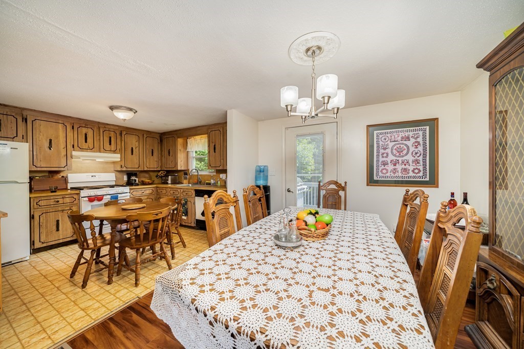 36 Kalmia Road Holbrook, MA 02343 - Photo 13 of 33