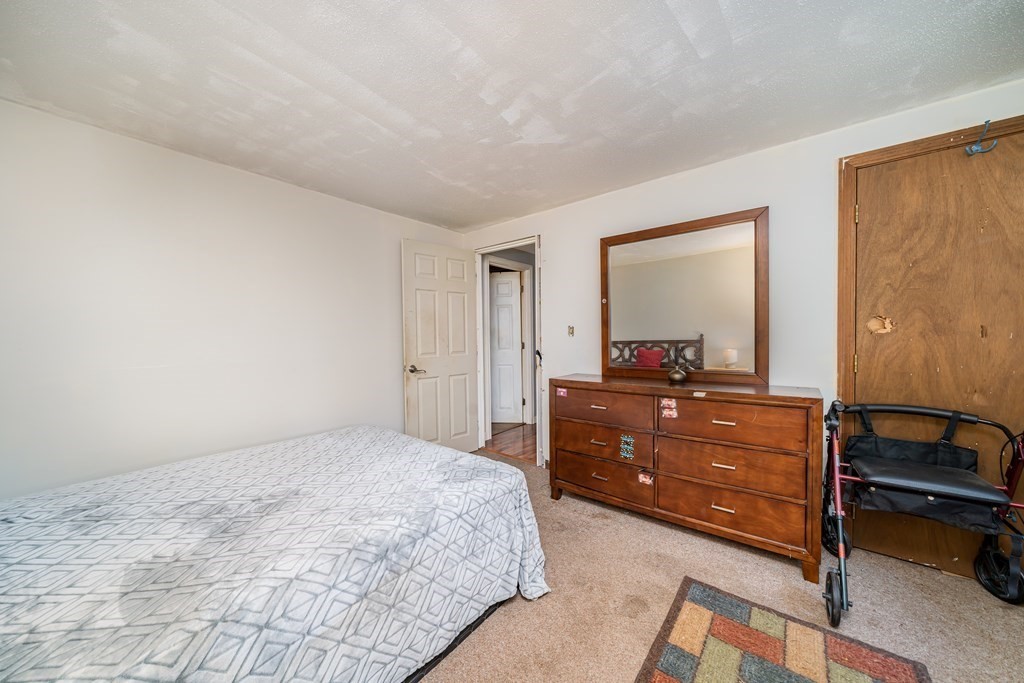 36 Kalmia Road Holbrook, MA 02343 - Photo 24 of 33