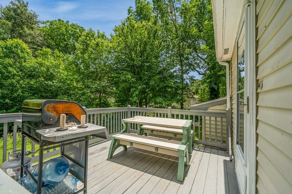 36 Kalmia Road Holbrook, MA 02343 - Photo 4 of 33