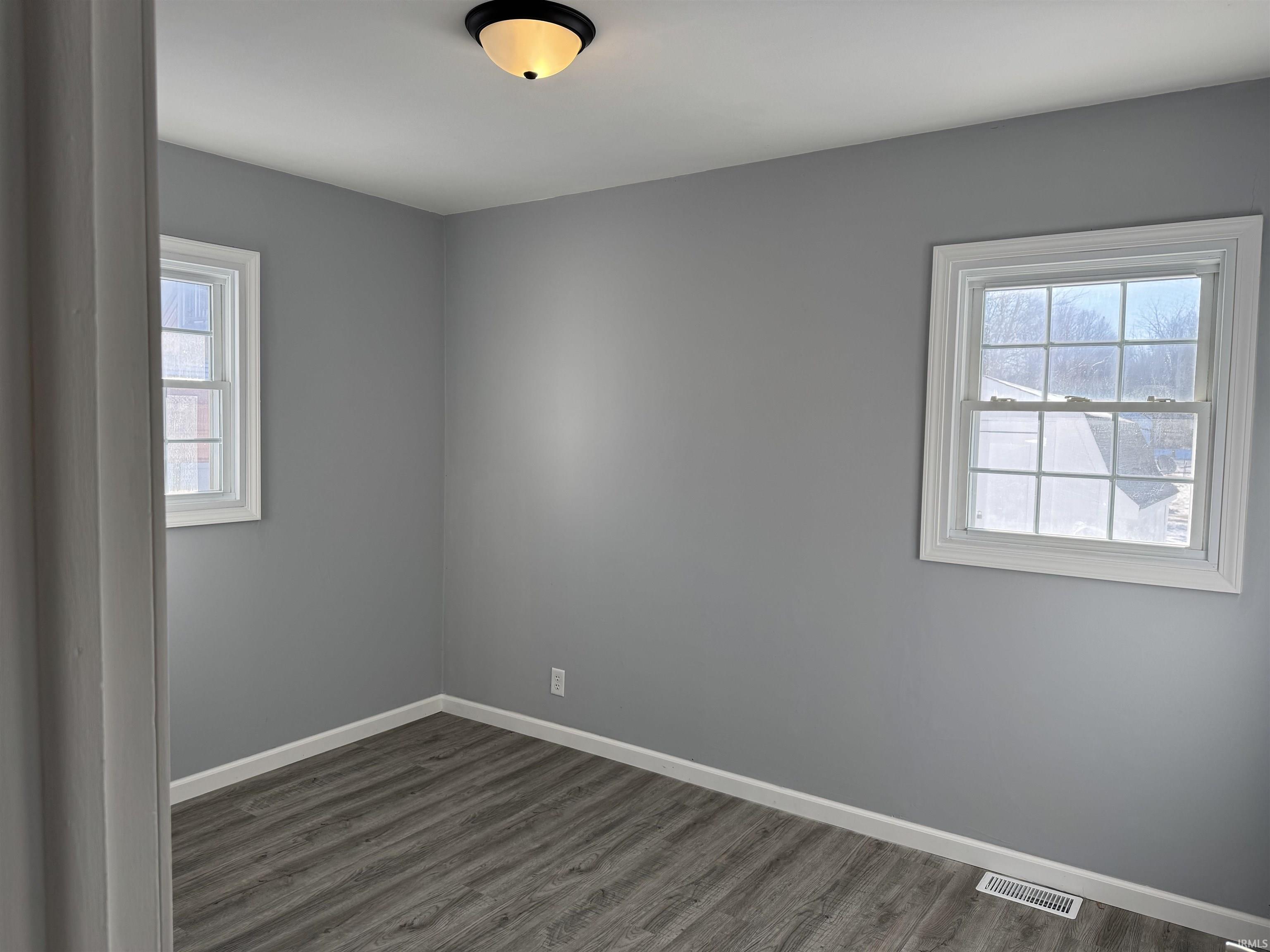 2233 West 11th Street Muncie, IN 47302 - Photo 11 of 21