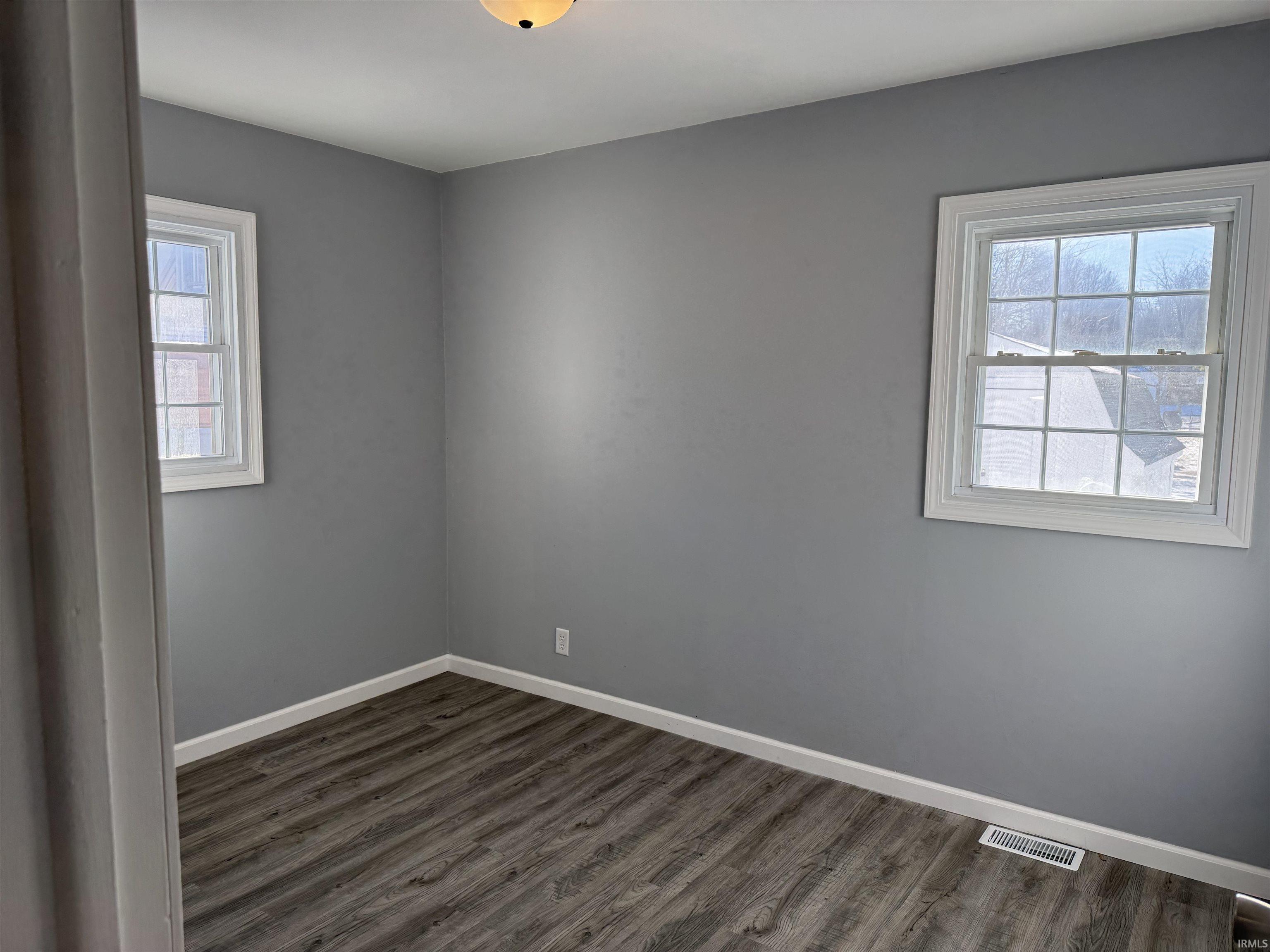 2233 West 11th Street Muncie, IN 47302 - Photo 12 of 21