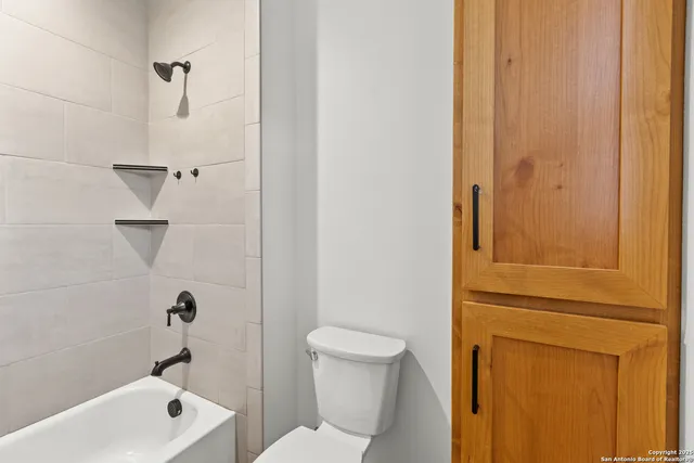 $490,000 | 1015 Timbercrest, Pleasanton, TX 78064