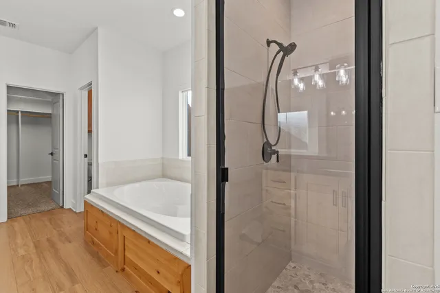 $490,000 | 1015 Timbercrest, Pleasanton, TX 78064