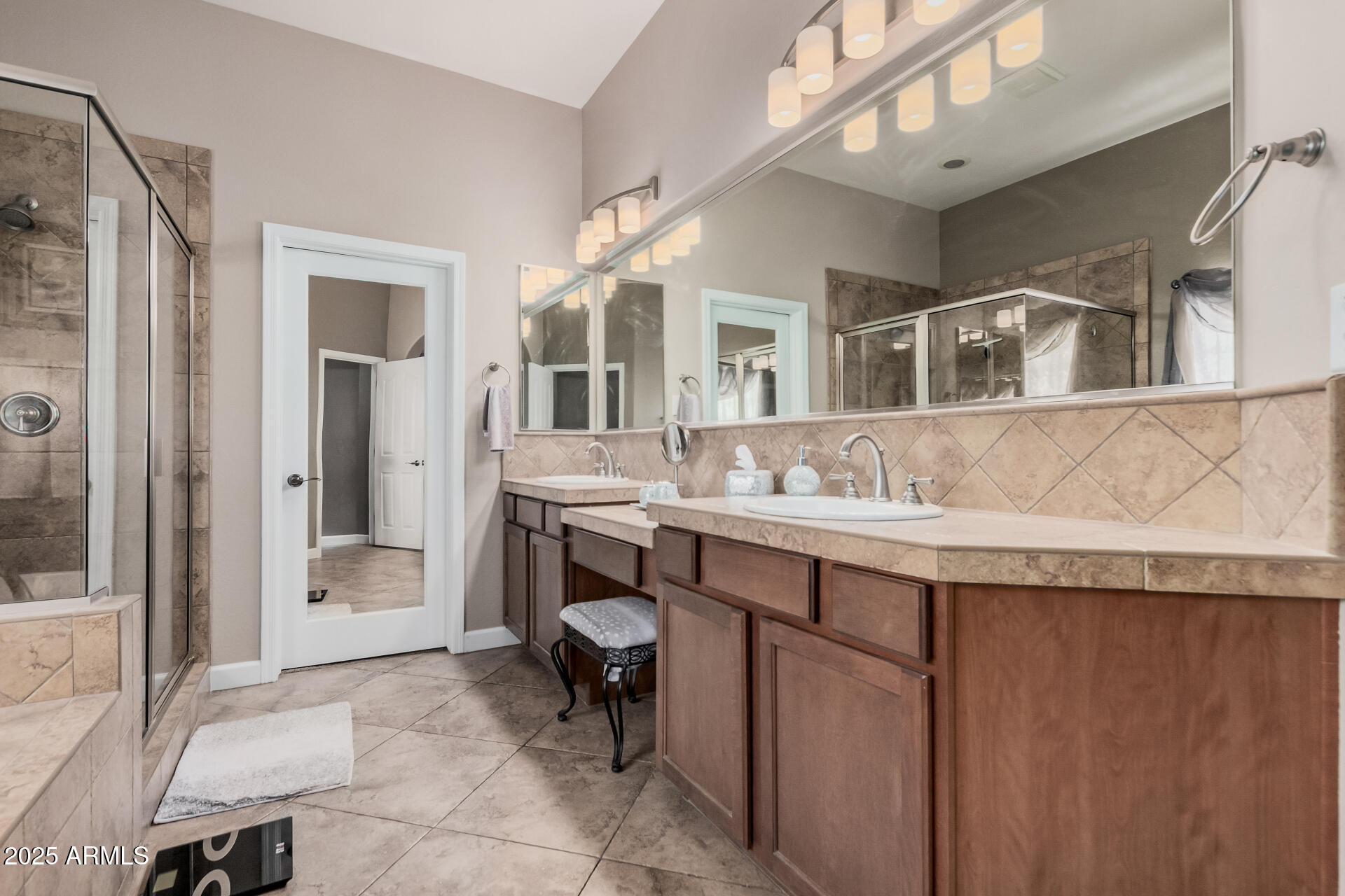 2313 West Mineral Road Phoenix, AZ 85041 - Photo 22 of 42 22 Mineral