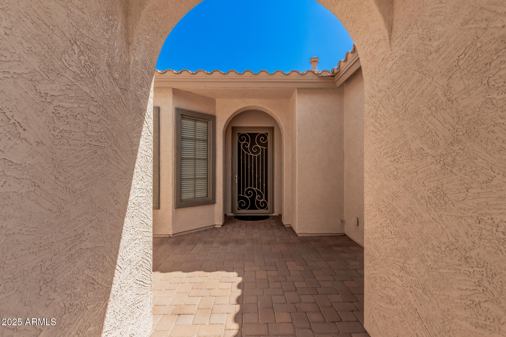 2313 West Mineral Road Phoenix, AZ 85041 - Photo 3 of 42 03 Mineral