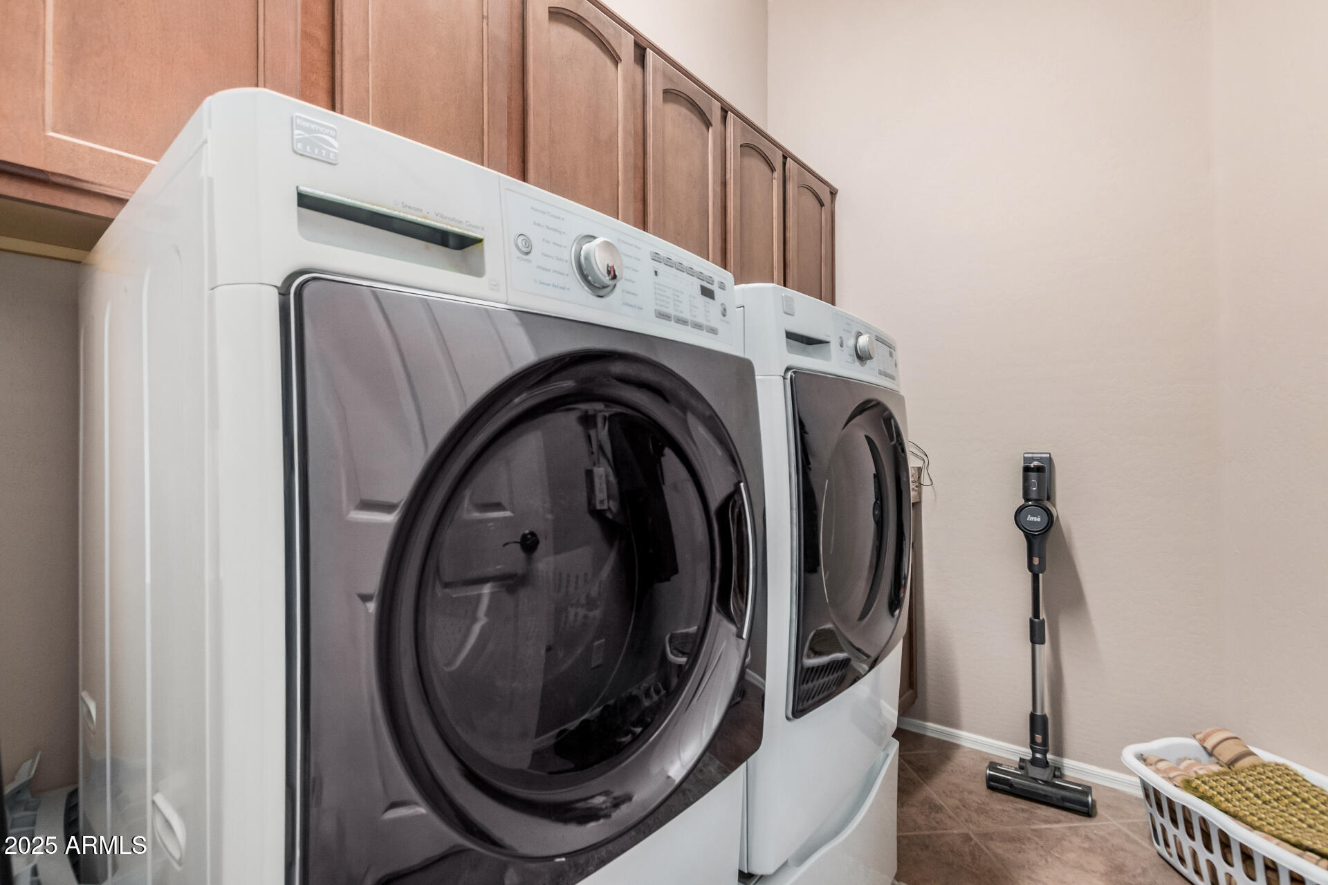 2313 West Mineral Road Phoenix, AZ 85041 - Photo 31 of 42 31 Mineral