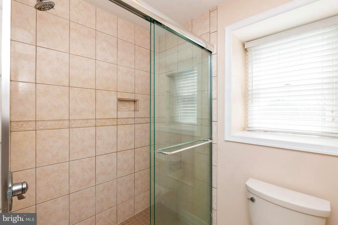 1019 Double Gate Road Davidsonville, MD 21035 - Photo 22 of 50 Master bath shower