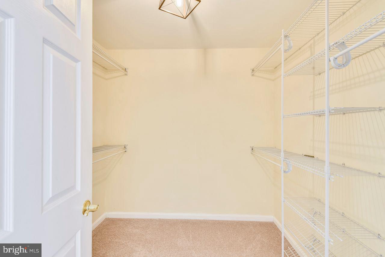 1019 Double Gate Road Davidsonville, MD 21035 - Photo 34 of 50 Walk in closet