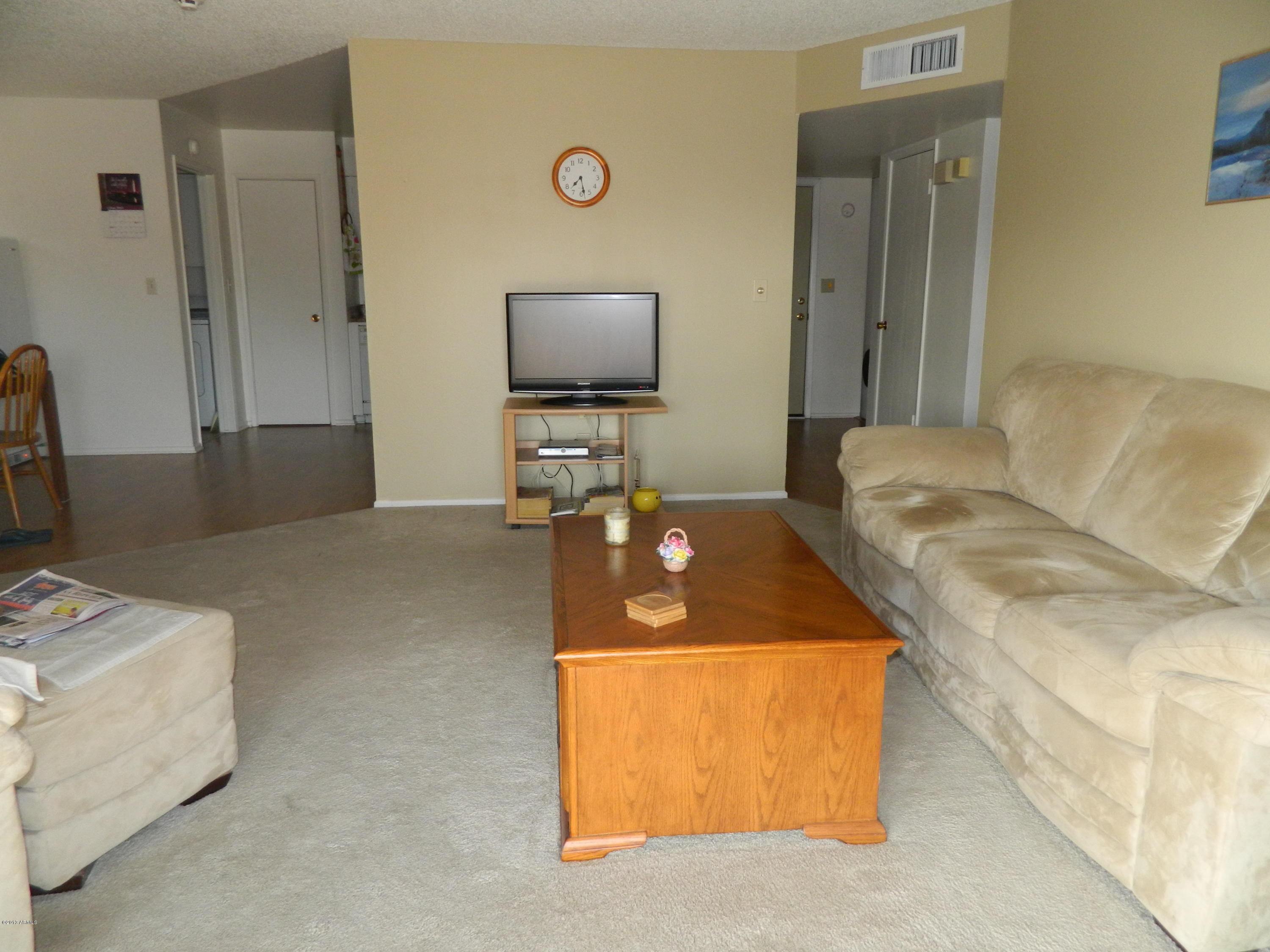 3324 East Charter Oak Road Phoenix, AZ 85032 - Photo 8 of 14 DSCN0098