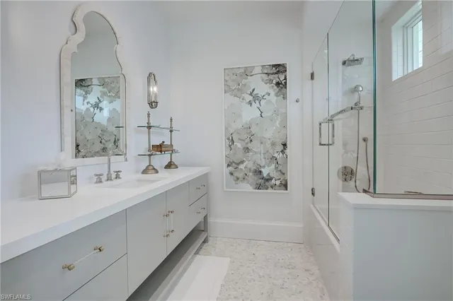 $125,000 | 2020 Gordon Drive, Naples, FL 34102