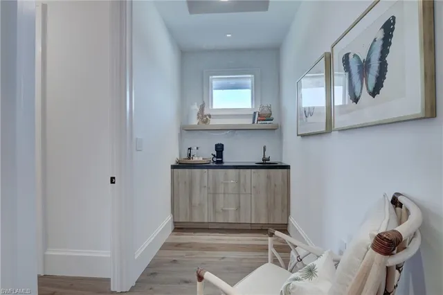 $125,000 | 2020 Gordon Drive, Naples, FL 34102