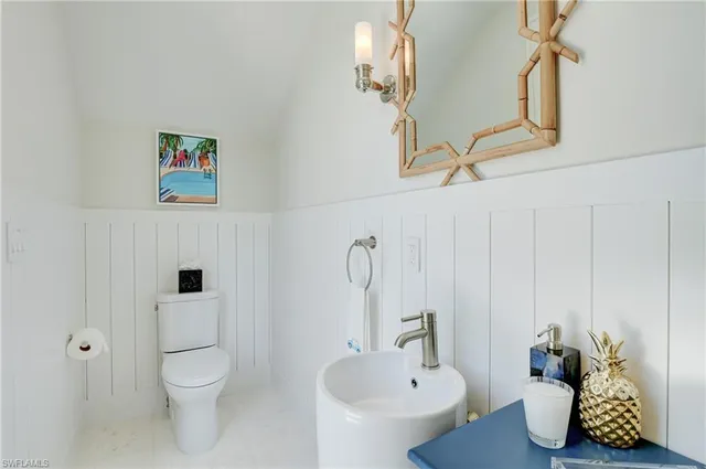 $125,000 | 2020 Gordon Drive, Naples, FL 34102