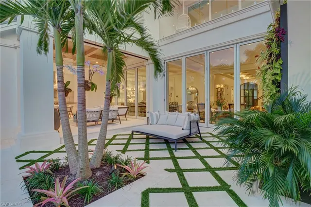 $125,000 | 2020 Gordon Drive, Naples, FL 34102