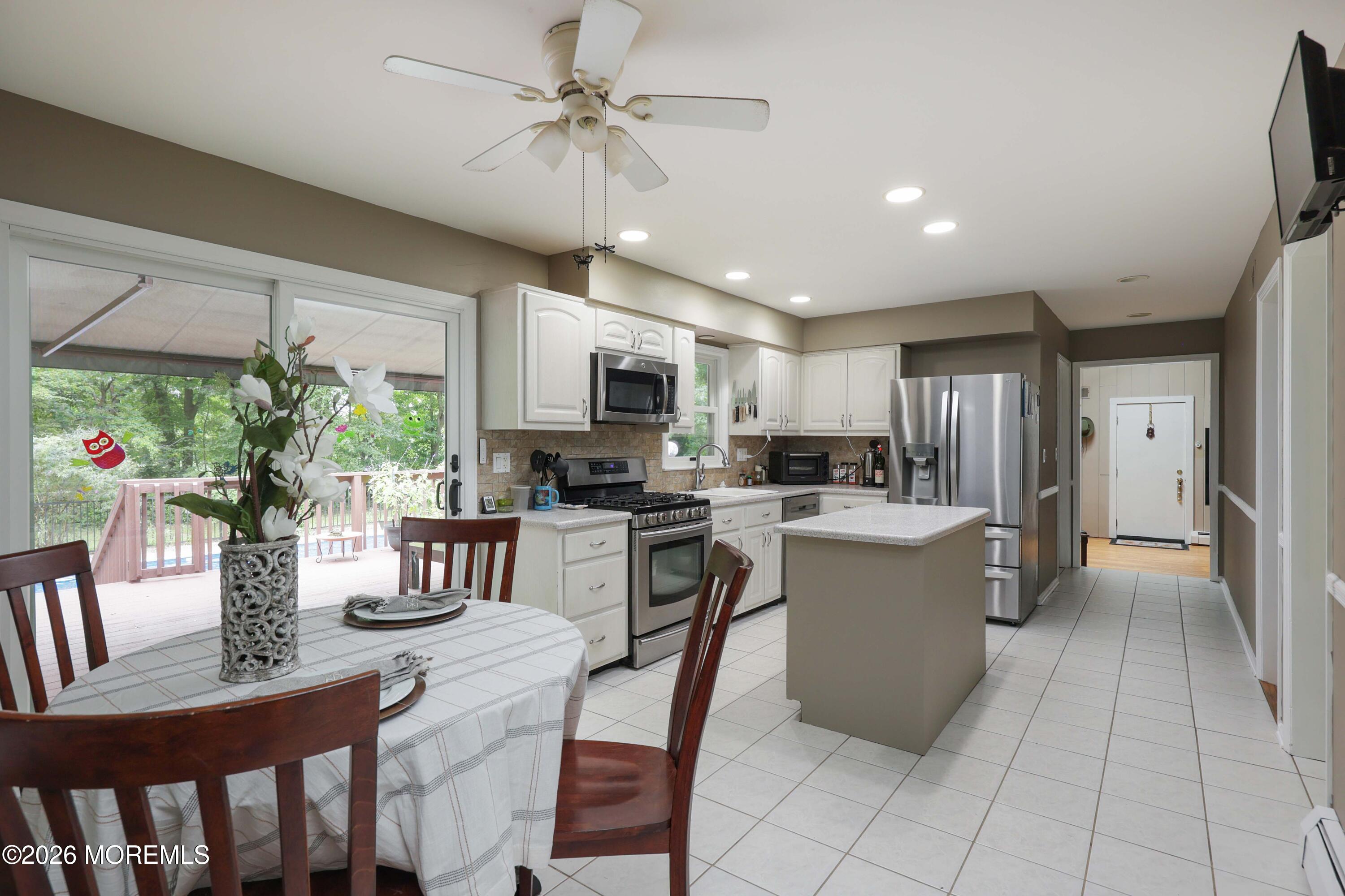 139 Sleepy Hollow Road Middletown, NJ 07748 - Photo 26 of 60 758A7915