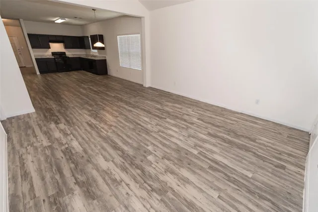 $2,150 | 25 Laguna Bend Drive, Manvel, TX 77578