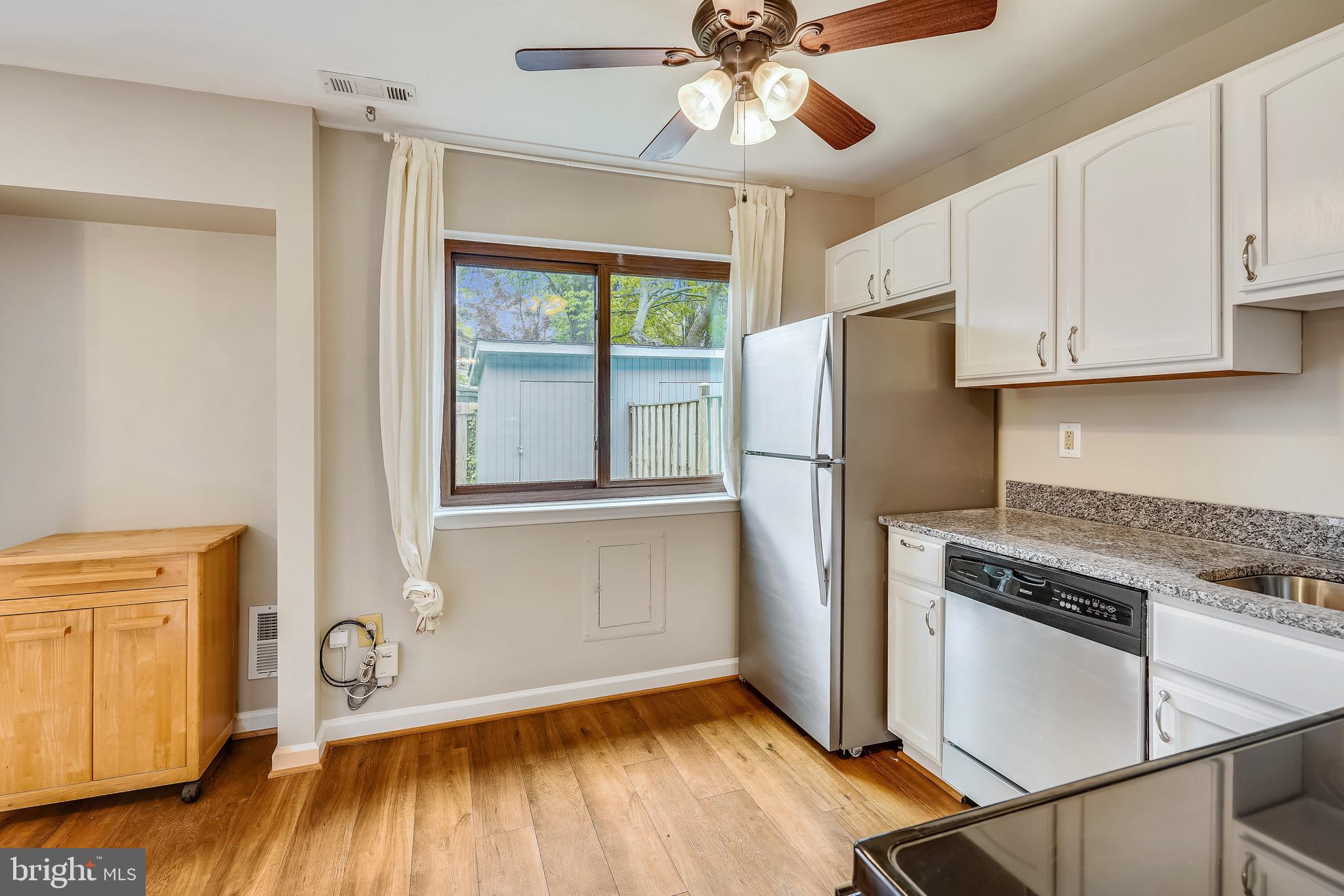 1119 Cedar Ridge Court Annapolis, MD 21403 - Photo 21 of 41 Kitchen