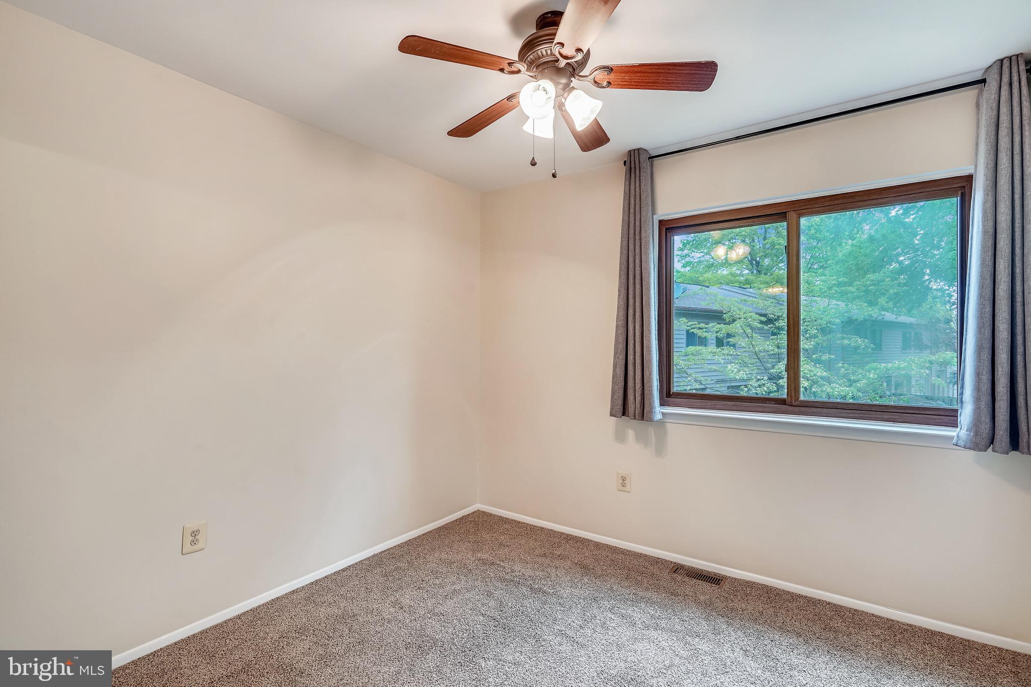 1119 Cedar Ridge Court Annapolis, MD 21403 - Photo 31 of 41 Upstairs Bedroom #3