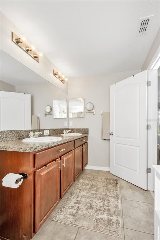 2148 Golden Falcon Drive Ruskin, FL 33570 - Photo 23 of 42 Gallery Image 23