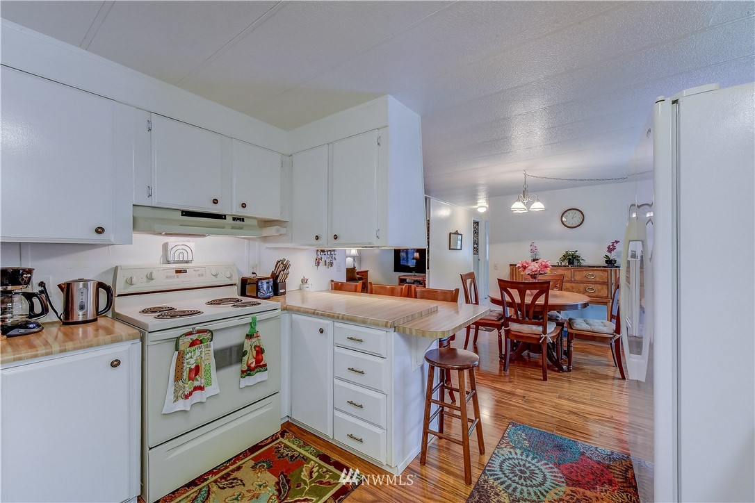 3210 207th Place Southeast Bothell, WA 98012 - Photo 7 of 20