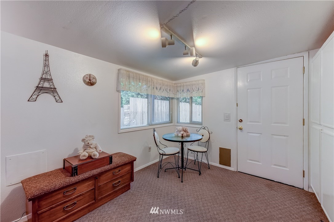 3210 207th Place Southeast Bothell, WA 98012 - Photo 10 of 20