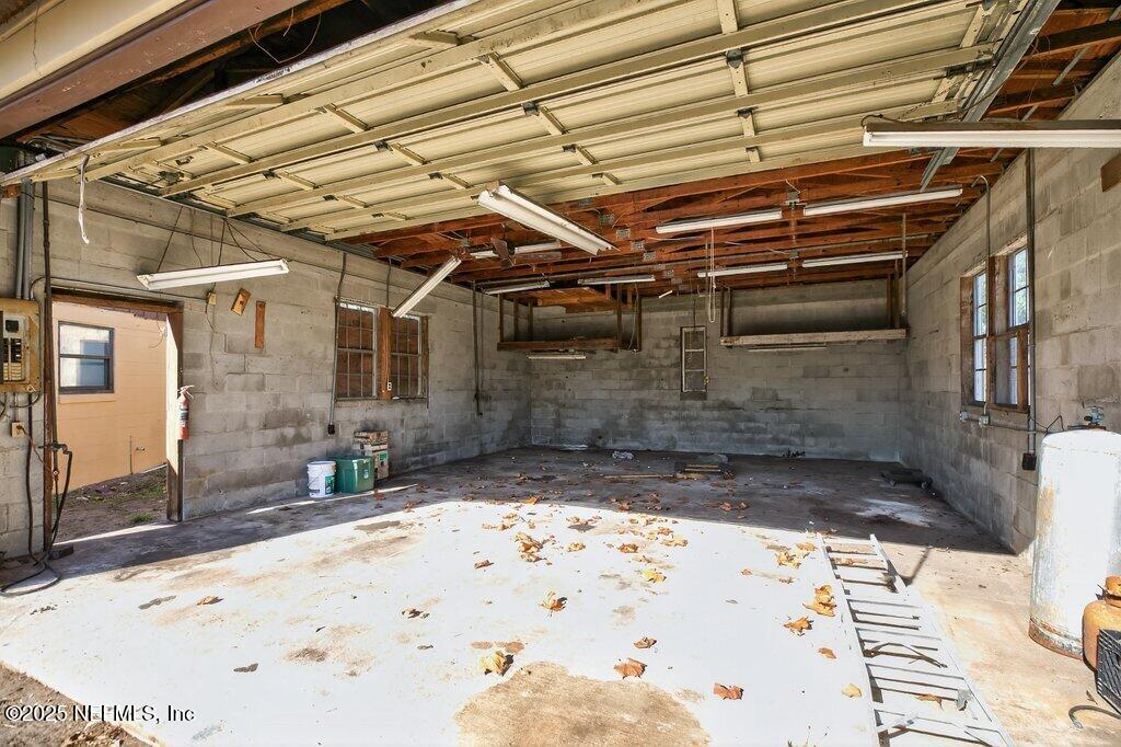 885 Bonita Road Atlantic Beach, FL 32233 - Photo 19 of 30 Detached Garage