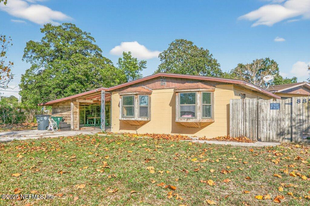 885 Bonita Road Atlantic Beach, FL 32233 - Photo 7 of 30 Exterior of the Property