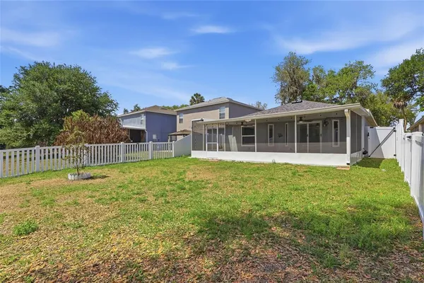 $2,200 | 1508 Marsh Wood Drive, Seffner, FL 33584