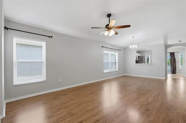 $2,200 | 1508 Marsh Wood Drive, Seffner, FL 33584