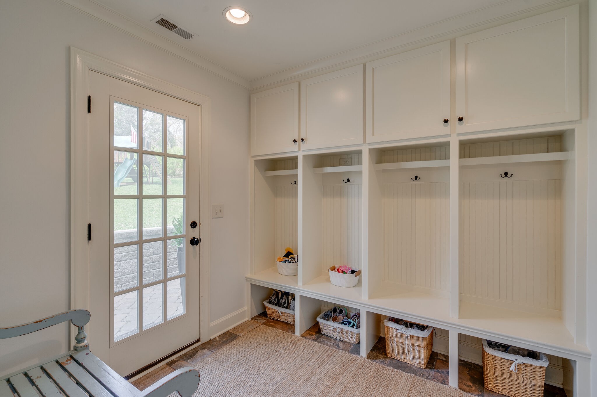 4321 Sneed Road Nashville, TN 37215 - Photo 12 of 37 a room with furniture