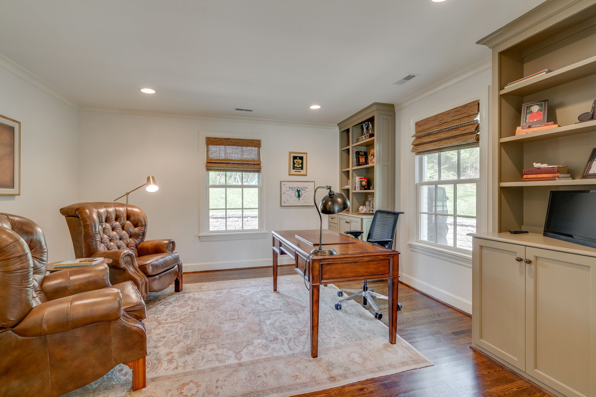 4321 Sneed Road Nashville, TN 37215 - Photo 18 of 37 a living room with furniture and a window