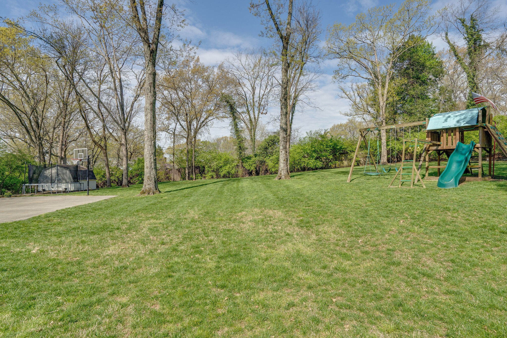 4321 Sneed Road Nashville, TN 37215 - Photo 36 of 37 a view of a park with large trees