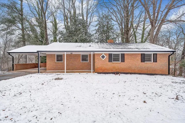 $270,000 | 115 Lakemont Court, Martinsville, VA 24112