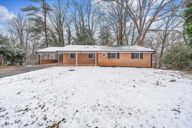 $270,000 | 115 Lakemont Court, Martinsville, VA 24112