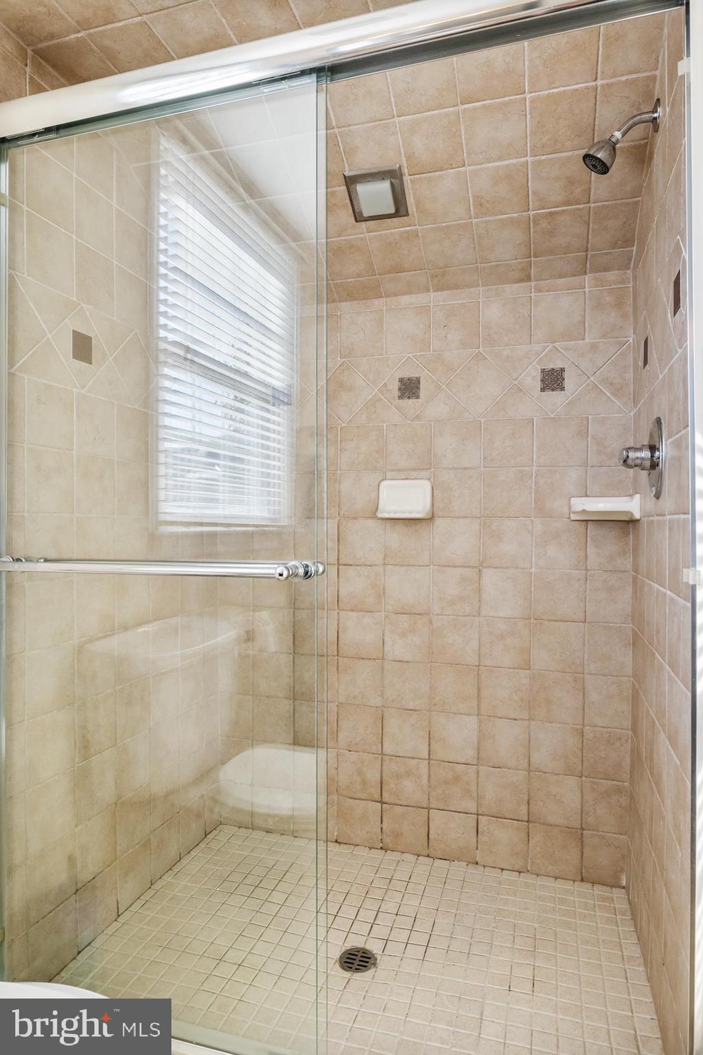 1372 Paddock Way Cherry Hill, NJ 08034 - Photo 27 of 39 Gallery Image 27