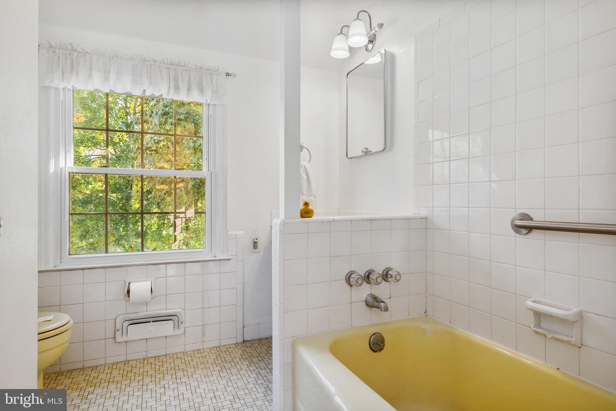 1372 Paddock Way Cherry Hill, NJ 08034 - Photo 32 of 39 Gallery Image 32