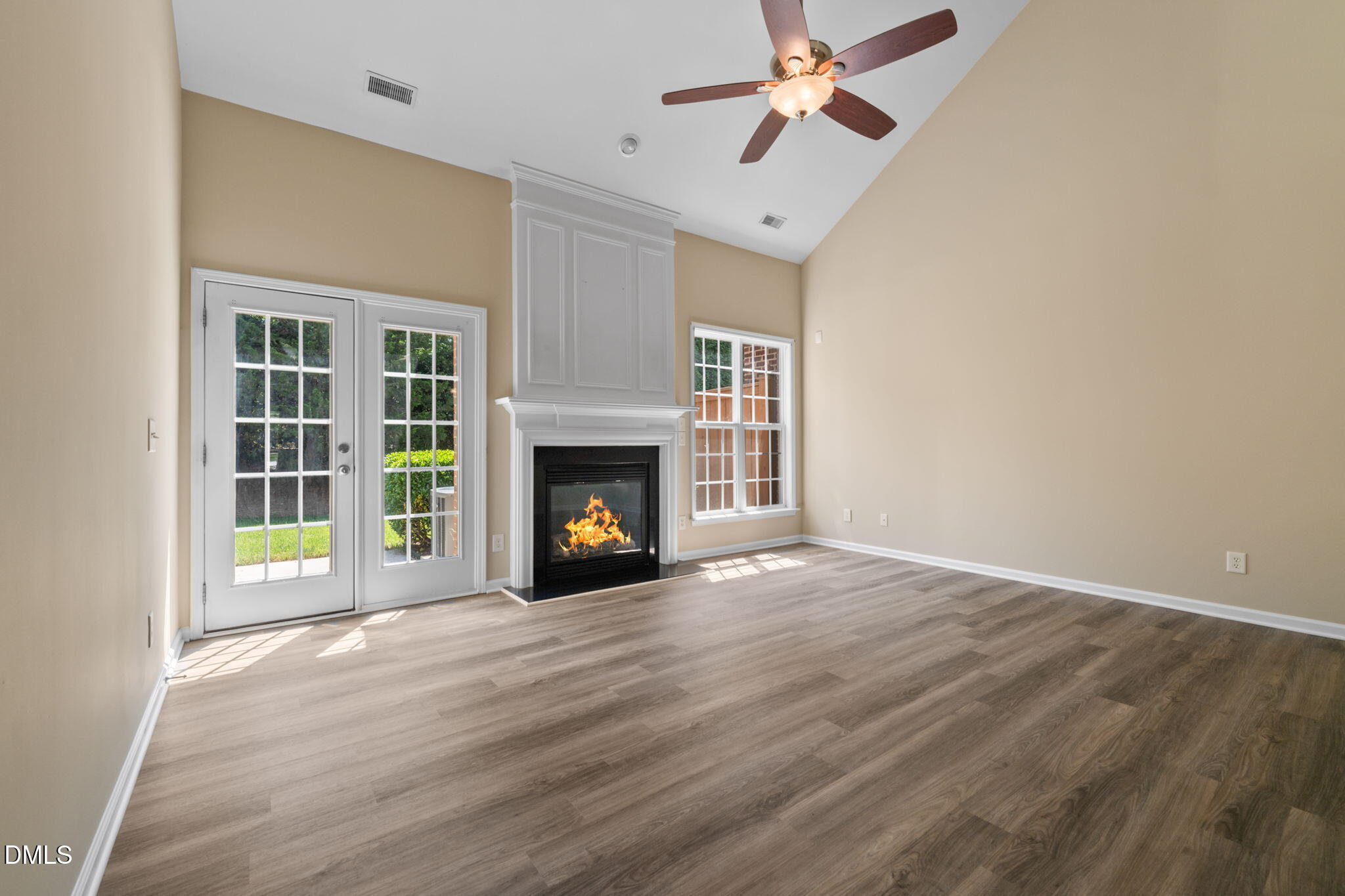 5106 Kate Denson Way Raleigh, NC 27612 - Photo 26 of 63 Living room (1)