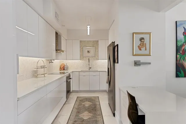 $1,865,000 | 1800 Benjamin Franklin Drive, Unit A205, Sarasota, FL 34236