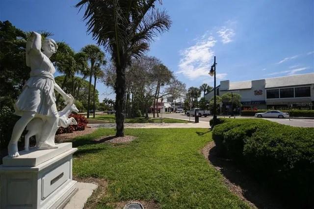 $1,865,000 | 1800 Benjamin Franklin Drive, Unit A205, Sarasota, FL 34236