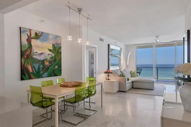 $1,865,000 | 1800 Benjamin Franklin Drive, Unit A205, Sarasota, FL 34236