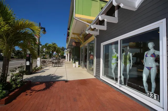 $1,865,000 | 1800 Benjamin Franklin Drive, Unit A205, Sarasota, FL 34236