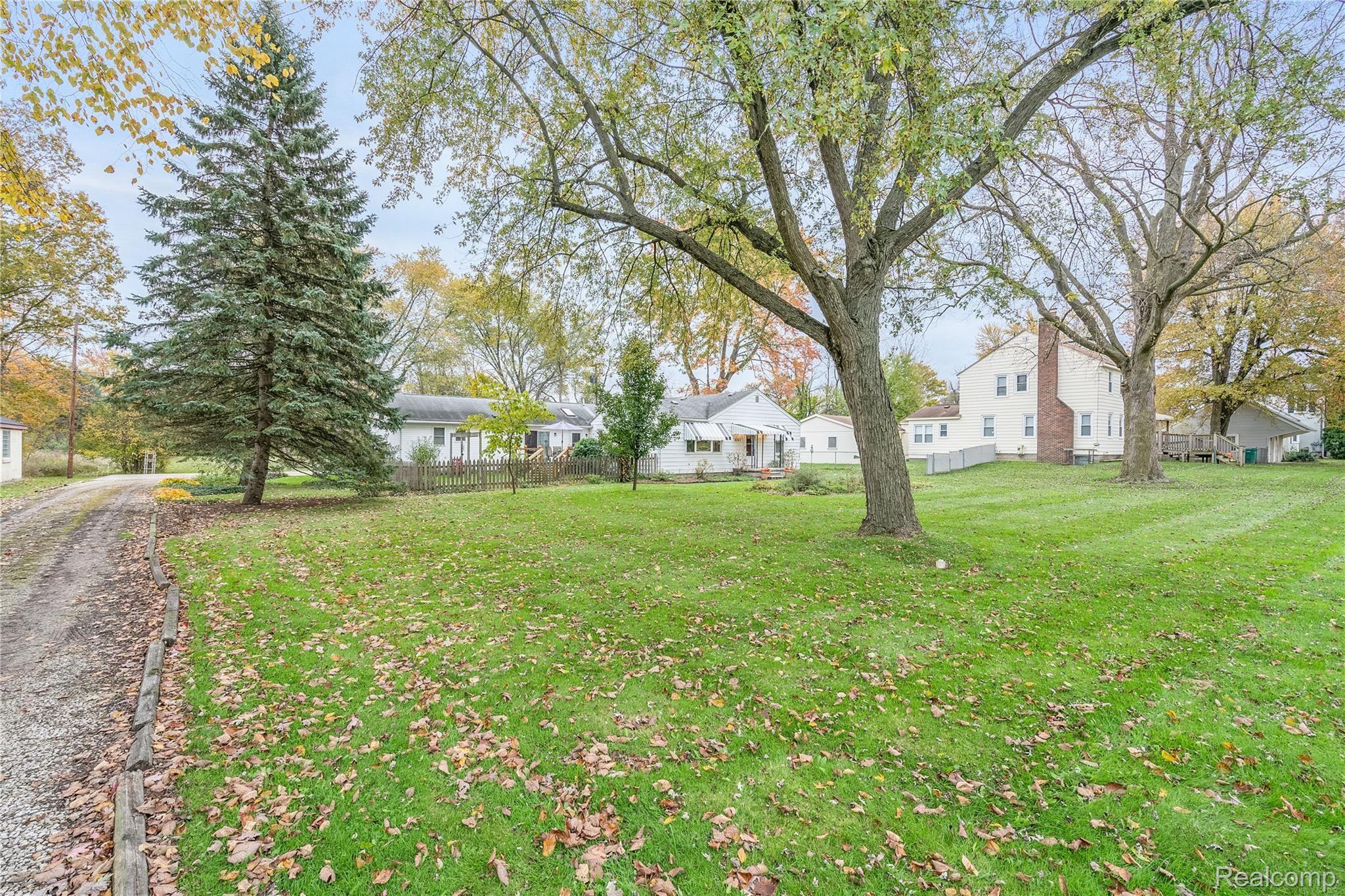 6243 Denton Road Belleville, MI 48111 - Photo 46 of 47 6243 Denton Road-5028.jpg