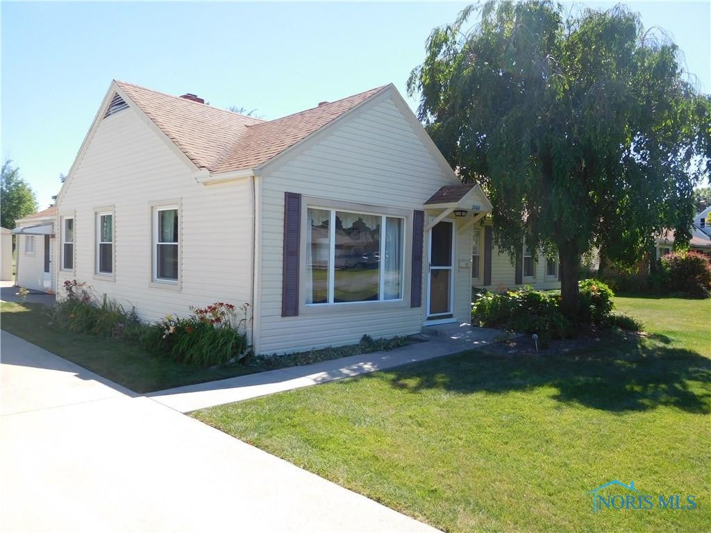 3544 Worden Road Oregon, OH 43616 - Photo 2 of 19 Gallery Image 2