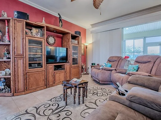 $408,000 | 13324 Southeast 91st Court Road, Summerfield, FL 34491